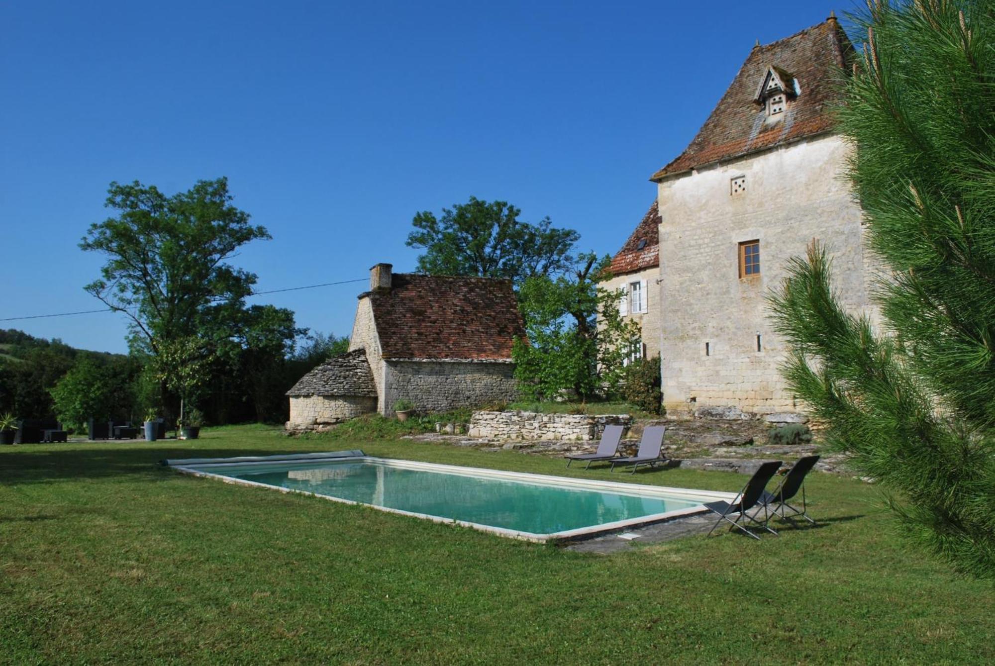 ホテル La Ferme De Roquedure Montfaucon  エクステリア 写真